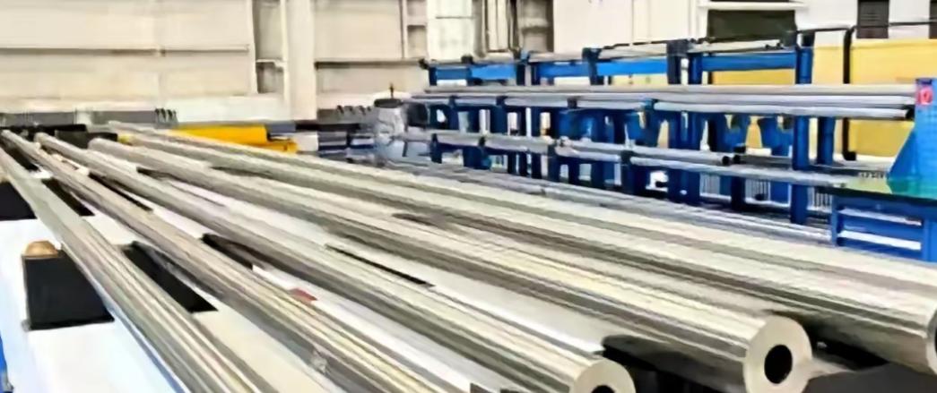 这一回，中国制造真是狠狠出了一口恶气！内蒙古传来惊天捷报，北重集团耗时13年，终