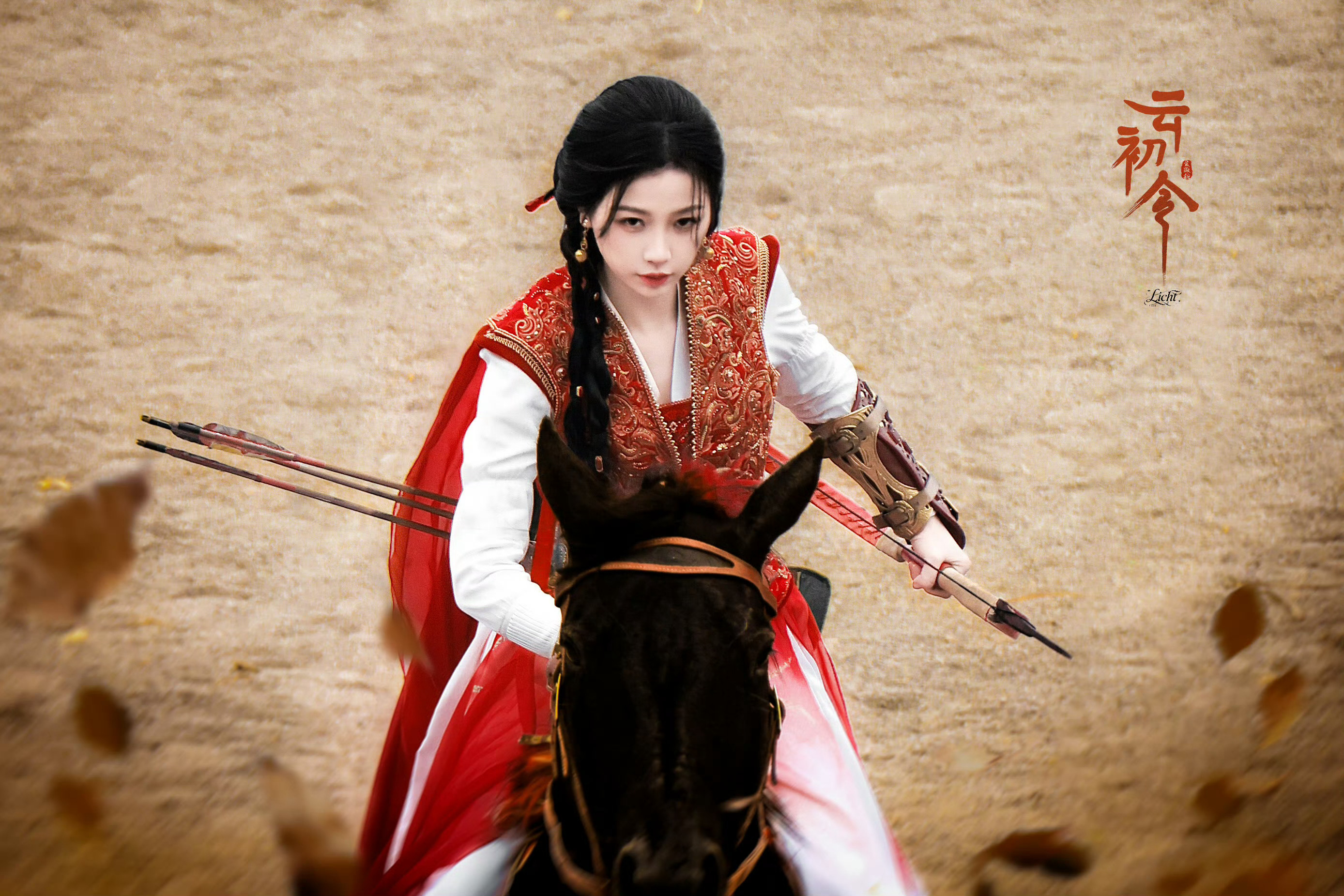 红衣配战马 这张云初太飒了！ 