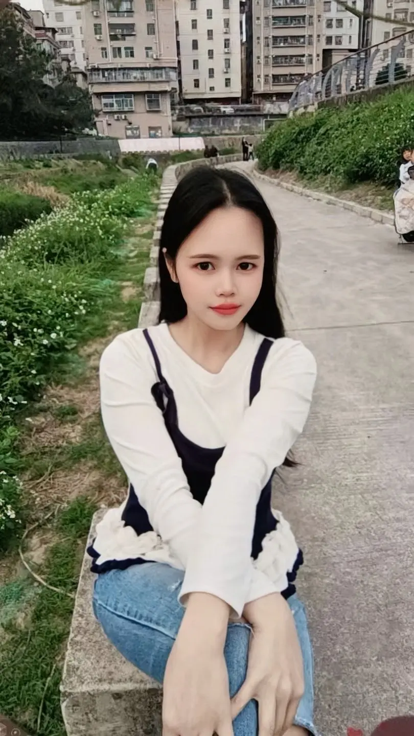 “哪有那么多为什么 都会变的 平静地接受就好”