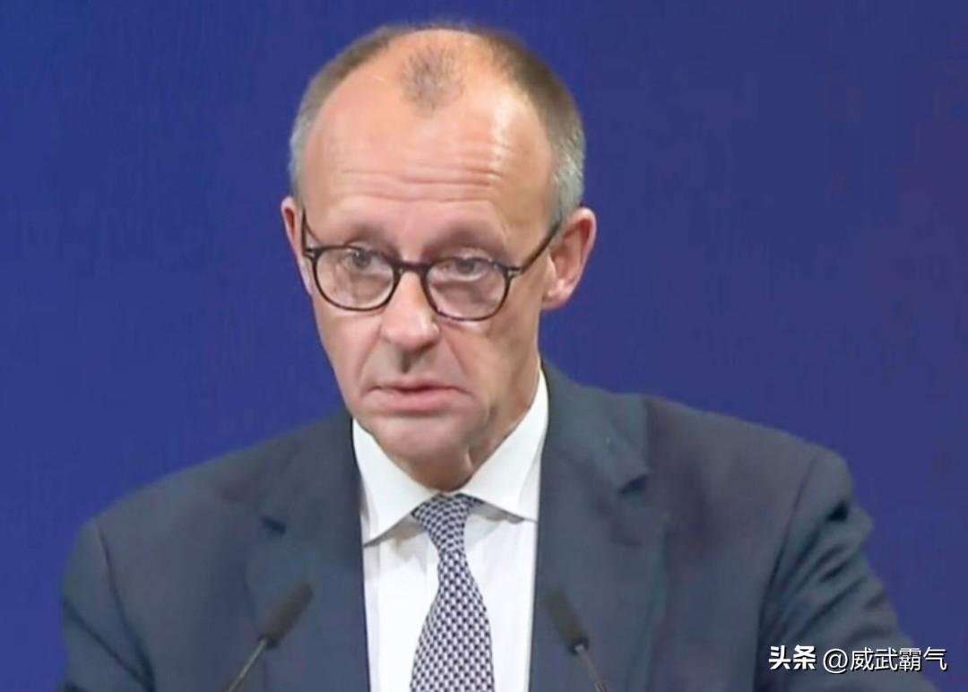 法国总统和德国总理同时向中方喊话，措辞很直接：要求推进技术转让，并非单纯单向出让
