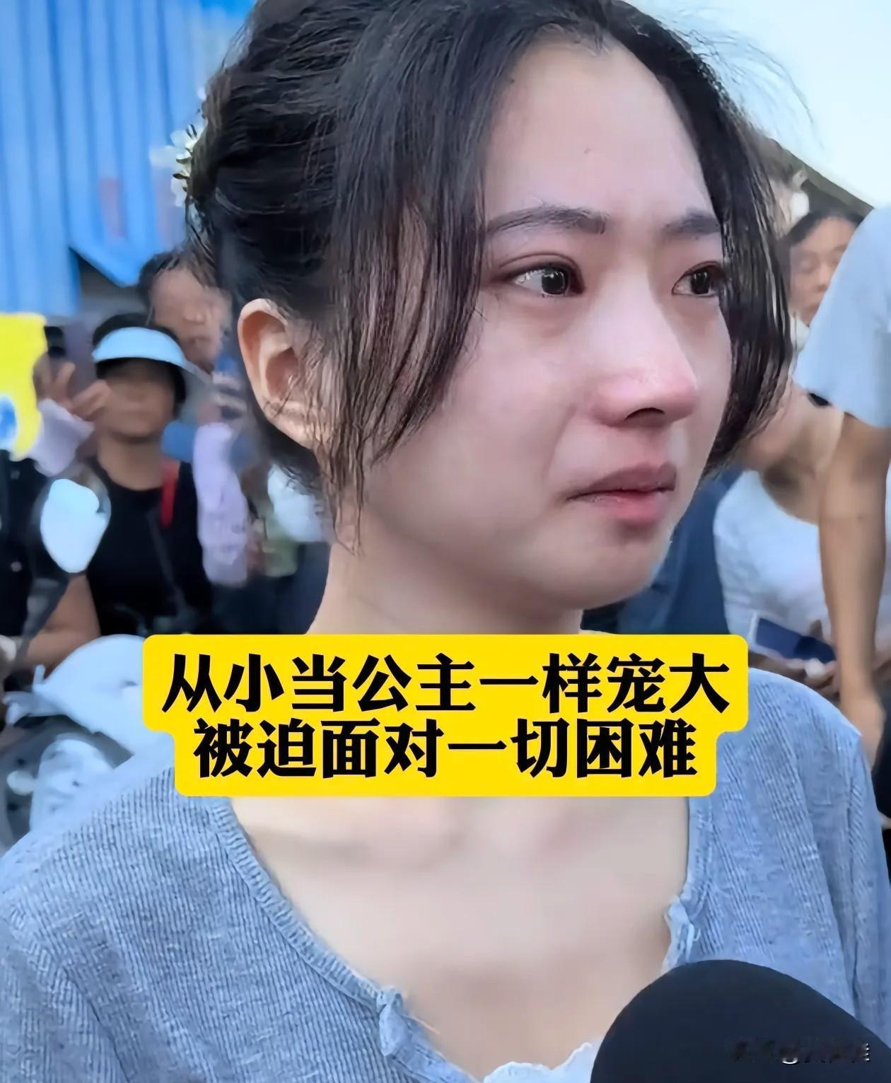 哥哥罗大美遇害后，曾经无忧无虑的她，成了家里唯一的顶梁柱。父母被悲痛击垮，母亲头