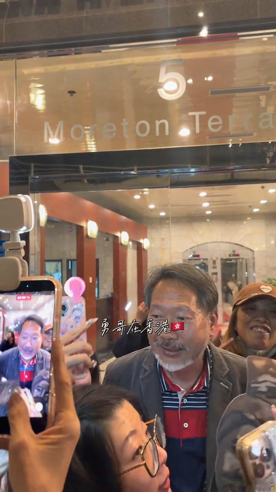 《尋秦記》電影版上畫超過2星期，不少演員因此電影人氣急升，其中飾演二弟「藤翼」的