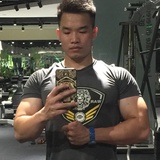 娴彤侃侃娱乐