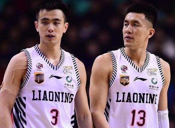 辽宁队主场输给山东高速，杨鸣执教一言难尽。从战术上来说，落后三分满当当的24秒时