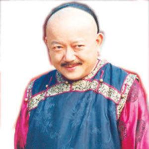 和珅不是“贪官模板”，而是乾隆朝唯一能同时给皇帝管钱、管人、管边疆、管宗教、管情