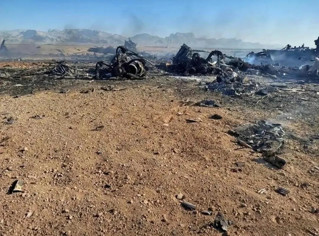 可以确认，两架C-130就是被打下来的
        两架C-130残骸出现的