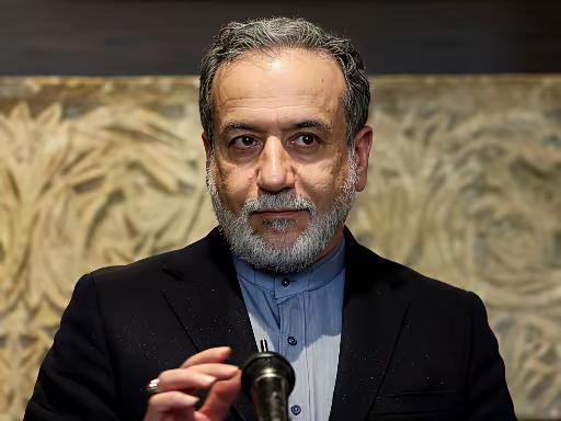 伊朗被质疑求和，阿拉格齐霸气回怼:从未提过，伊朗会一直打到敌人醒悟、后悔！
当地