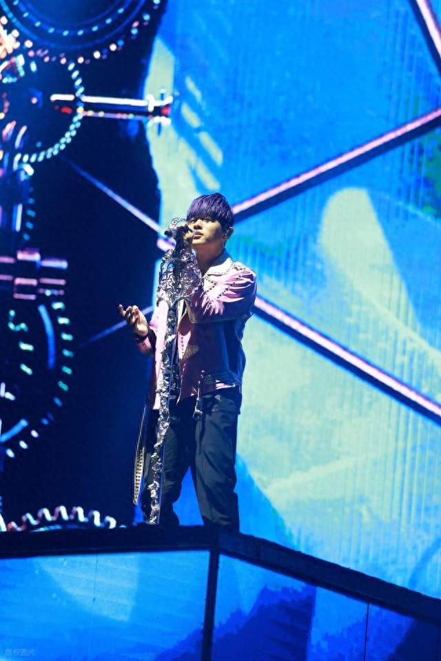 刘畊宏被淘汰隔天登周杰伦演唱会，娱乐圈友情保质期被他俩打破了