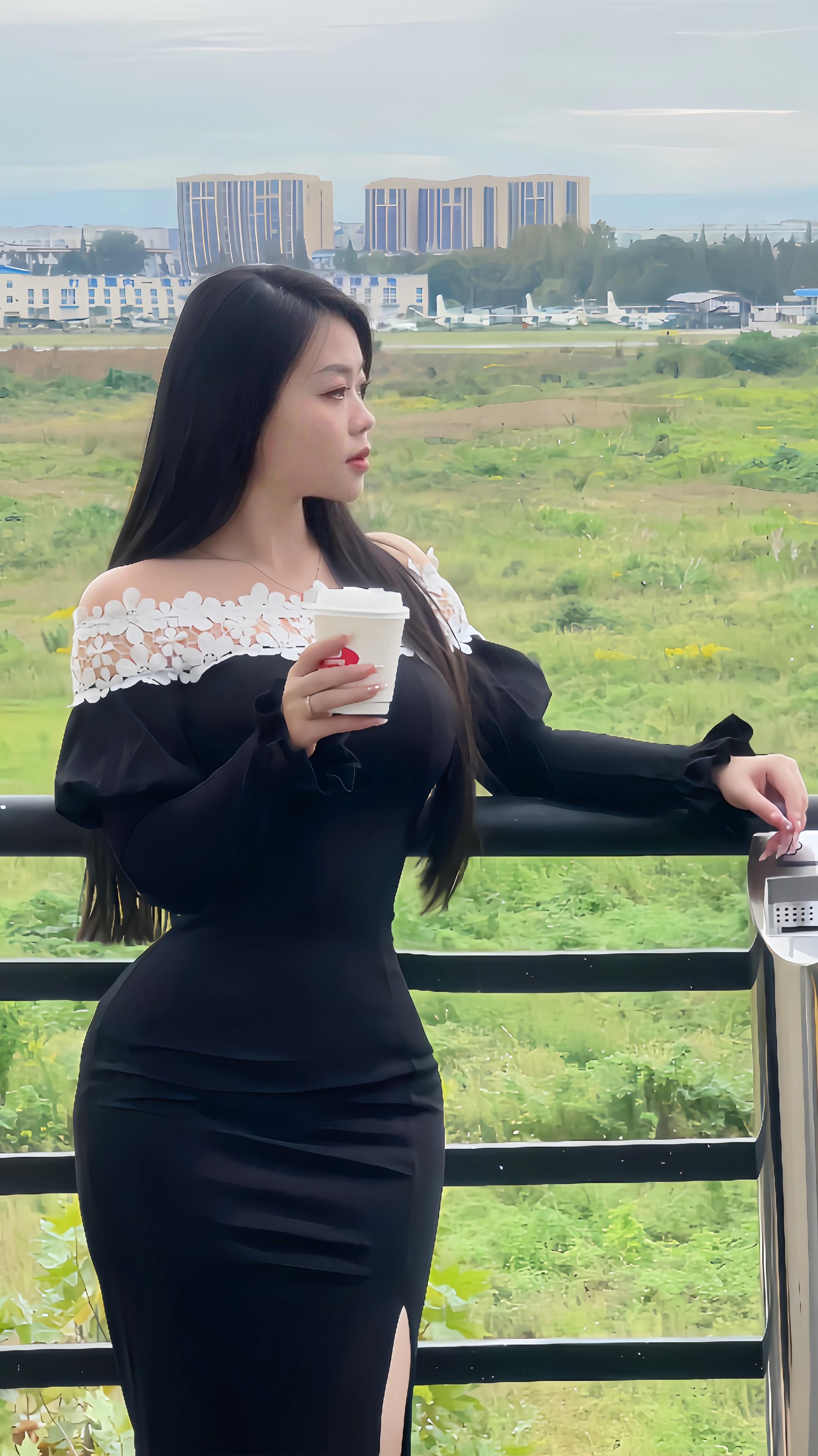 敬此刻倔强又疲惫的自己 前路漫漫 苦乐独尝