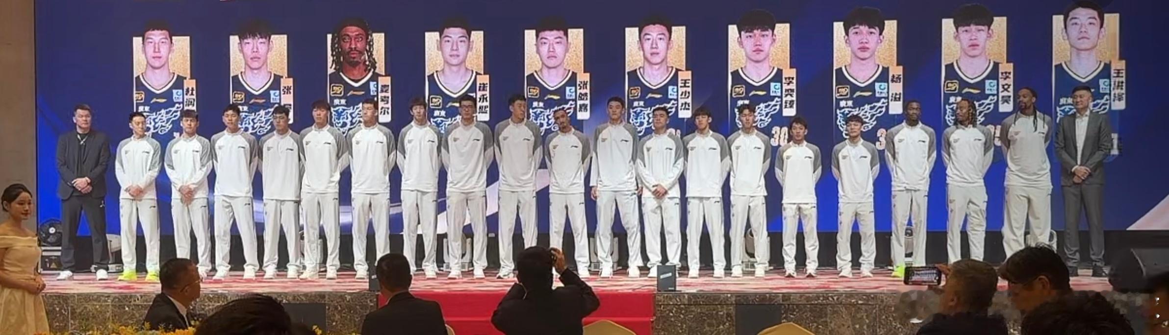 阳光逐梦，虎啸出征！广东东阳光，新赛季冲冲冲Let's go tigers🐯