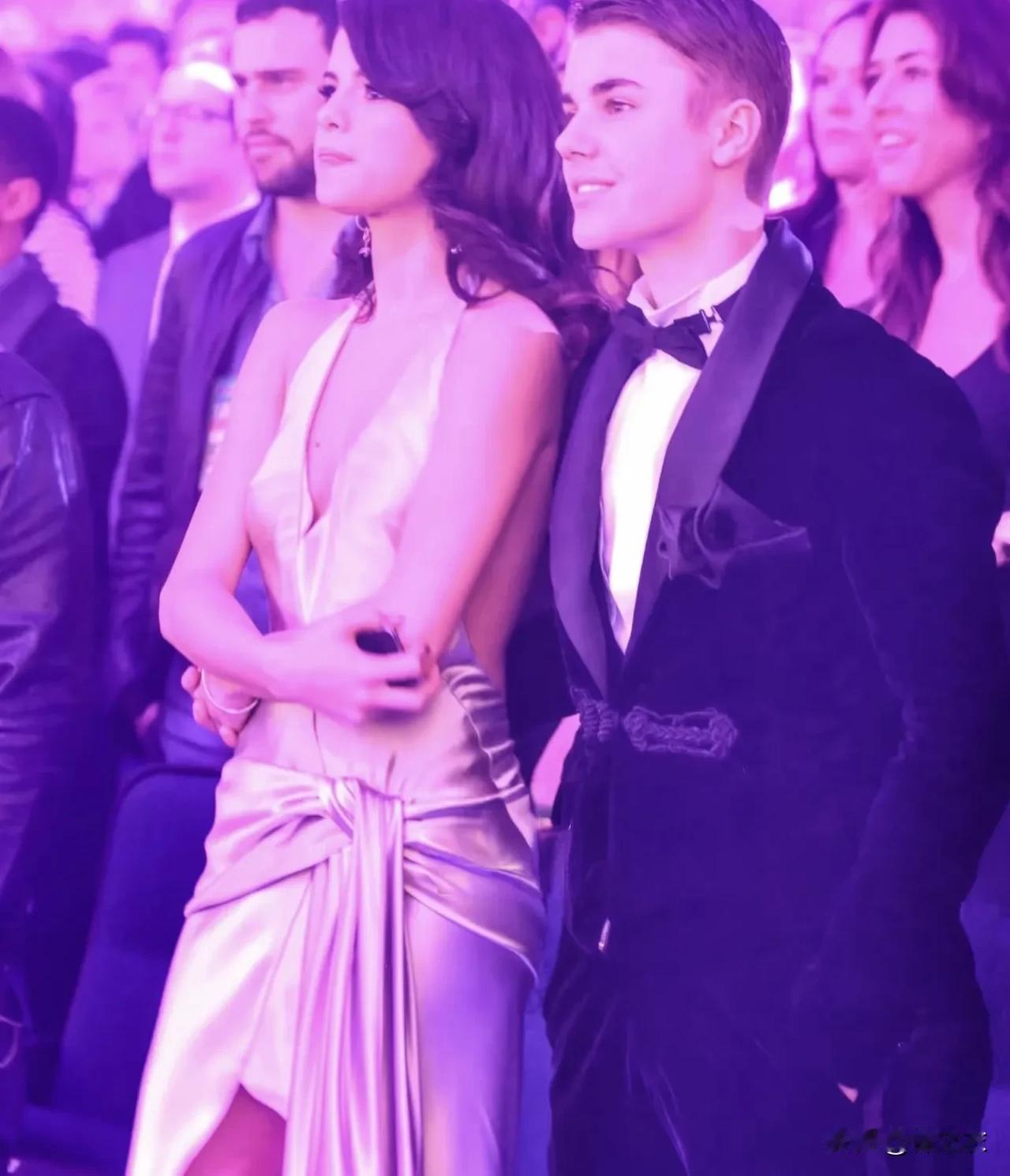 以前确实觉得比伯和赛琳娜分开很遗憾 了，但现在看比伯被Hailey还有儿子治愈了