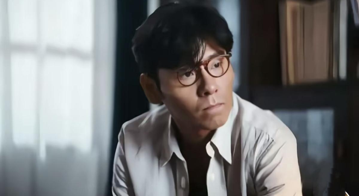 这个在娱乐圈里长相平平名叫蒋奇明的演员，越来越受到观众的喜爱和肯定。