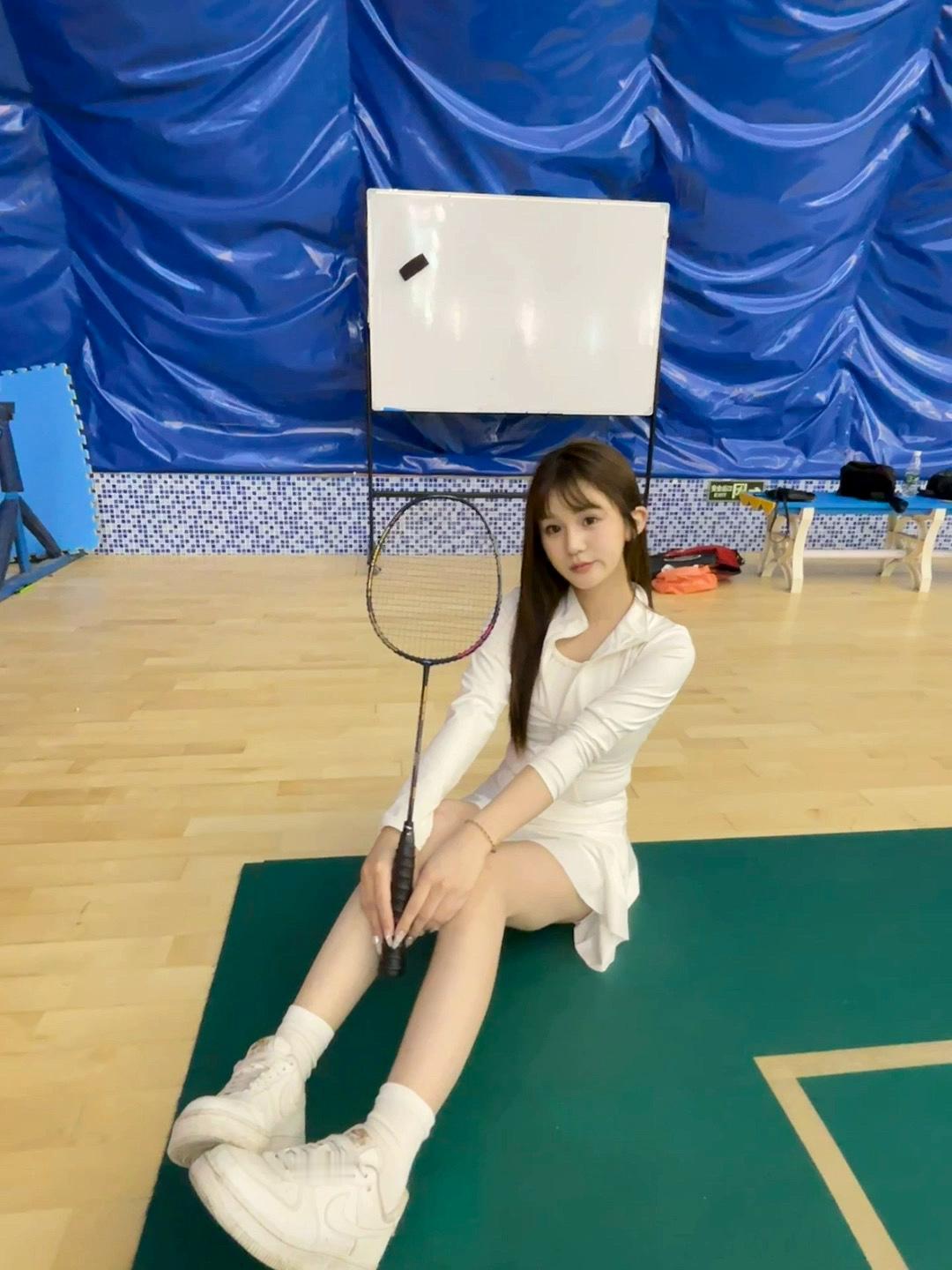 国家一级羽毛球捡球运动员🏸 ​​​