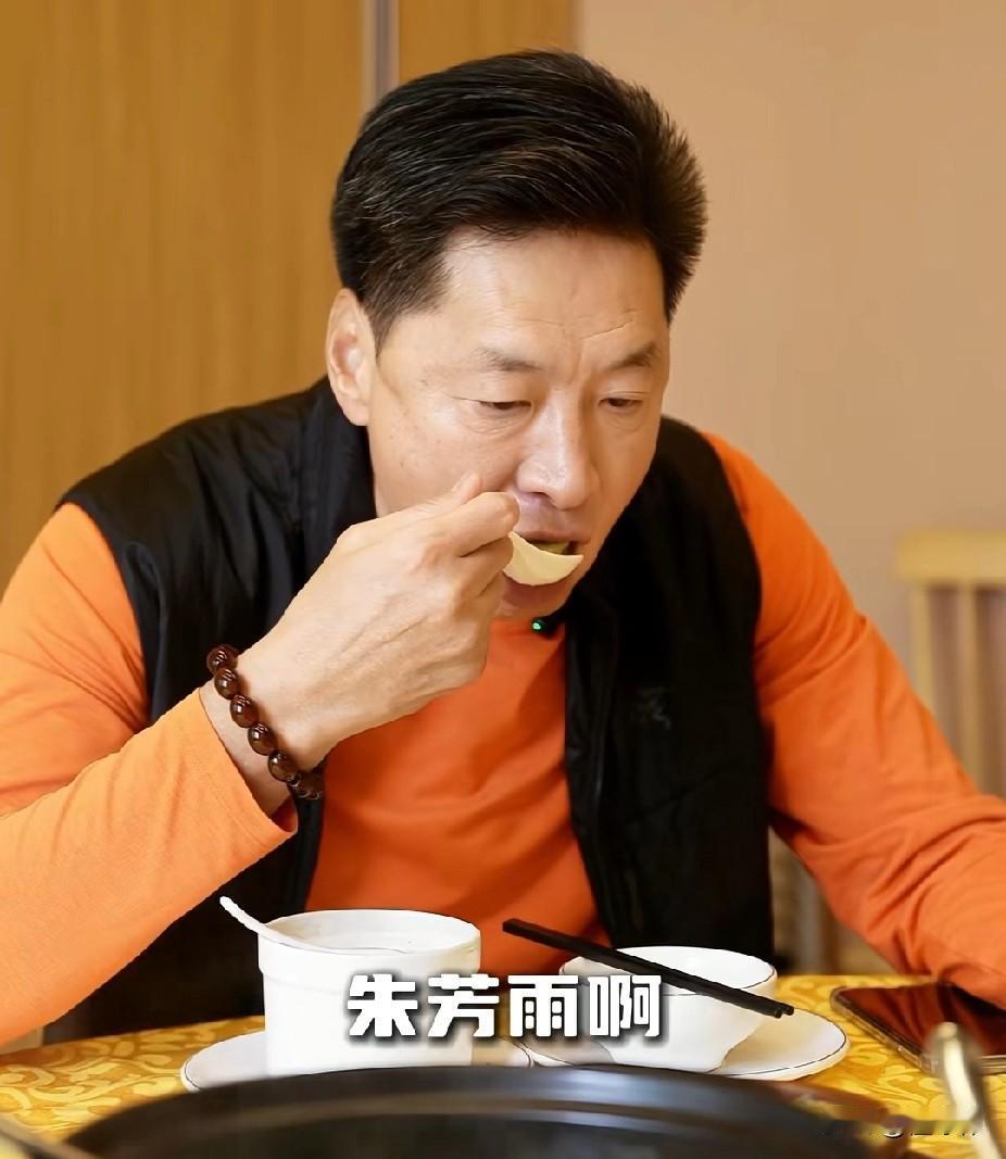 好教练！李春江谈训练：

“我以前还在宏远执教的时候。”

“休赛期就会出国学习