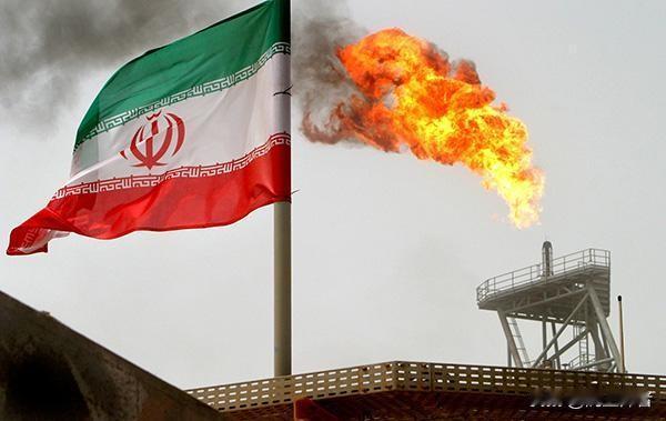 美国对委内瑞拉和伊朗动武的最大野心就是控制石油，利用石油达到能源霸权的目的。
