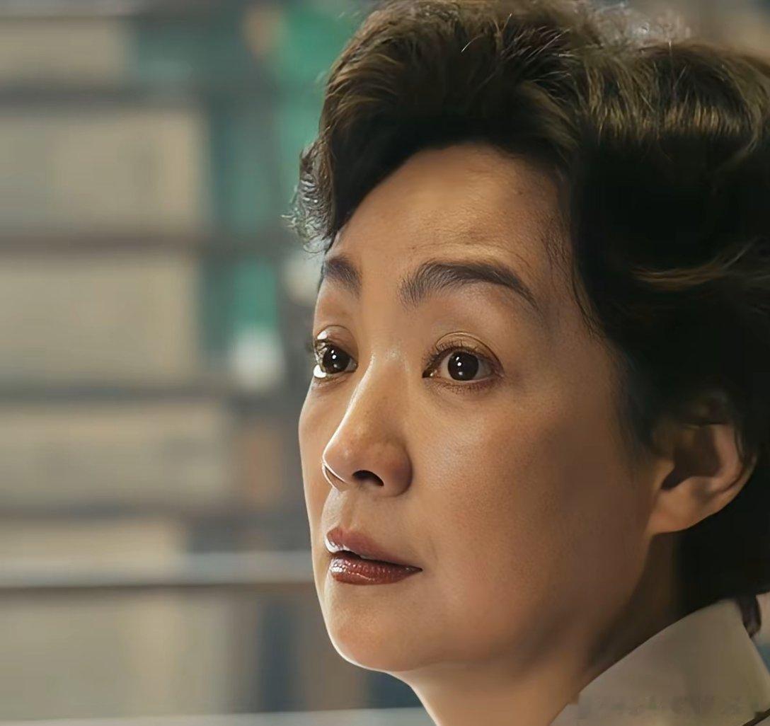 我要是“刘红兵”他妈我肯定也不喜欢“忆秦娥”并不是因为她没有文化，还是个唱戏的，