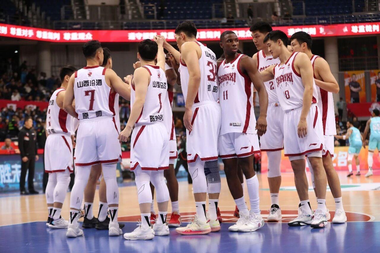 山西男篮昨晚不敌青岛，赛后主帅潘江指导严厉地批评了球队：“下半场打得非常不好，尤