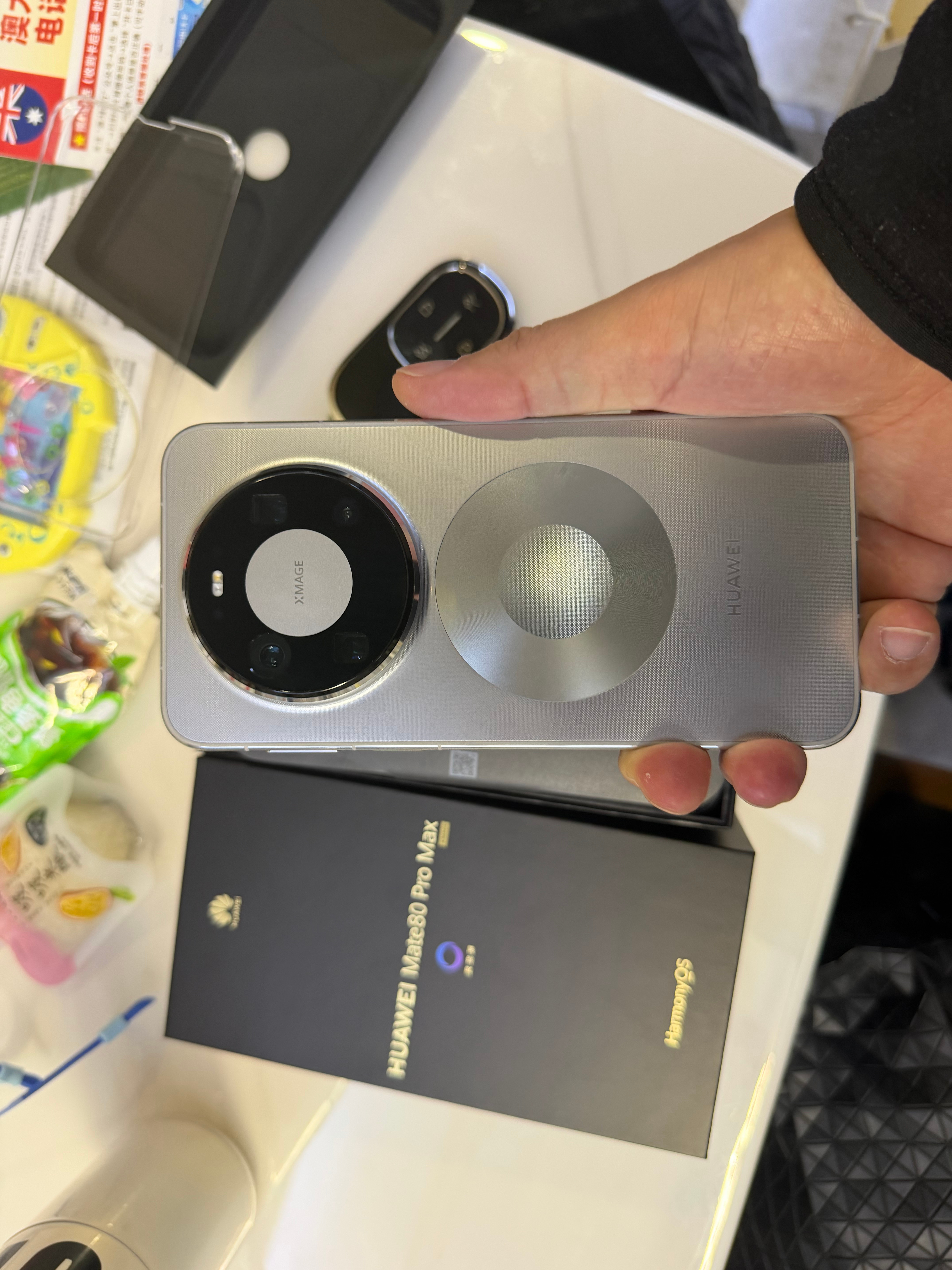 老婆pure80pro512G的，内存爆了，今天抢到的1TB，说还在加价小几百m