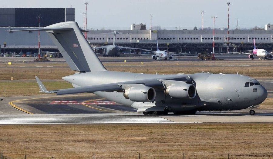 ❗一架波音C-17A“环球霸王III”运输机在土耳其紧急降落。玻利瓦尔英雄之地也