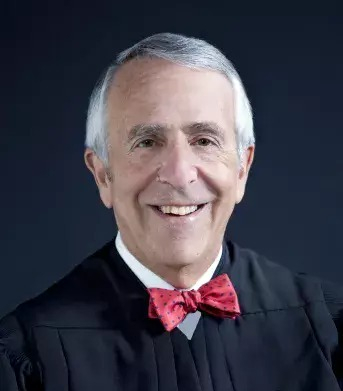 令人失望的US司法。 