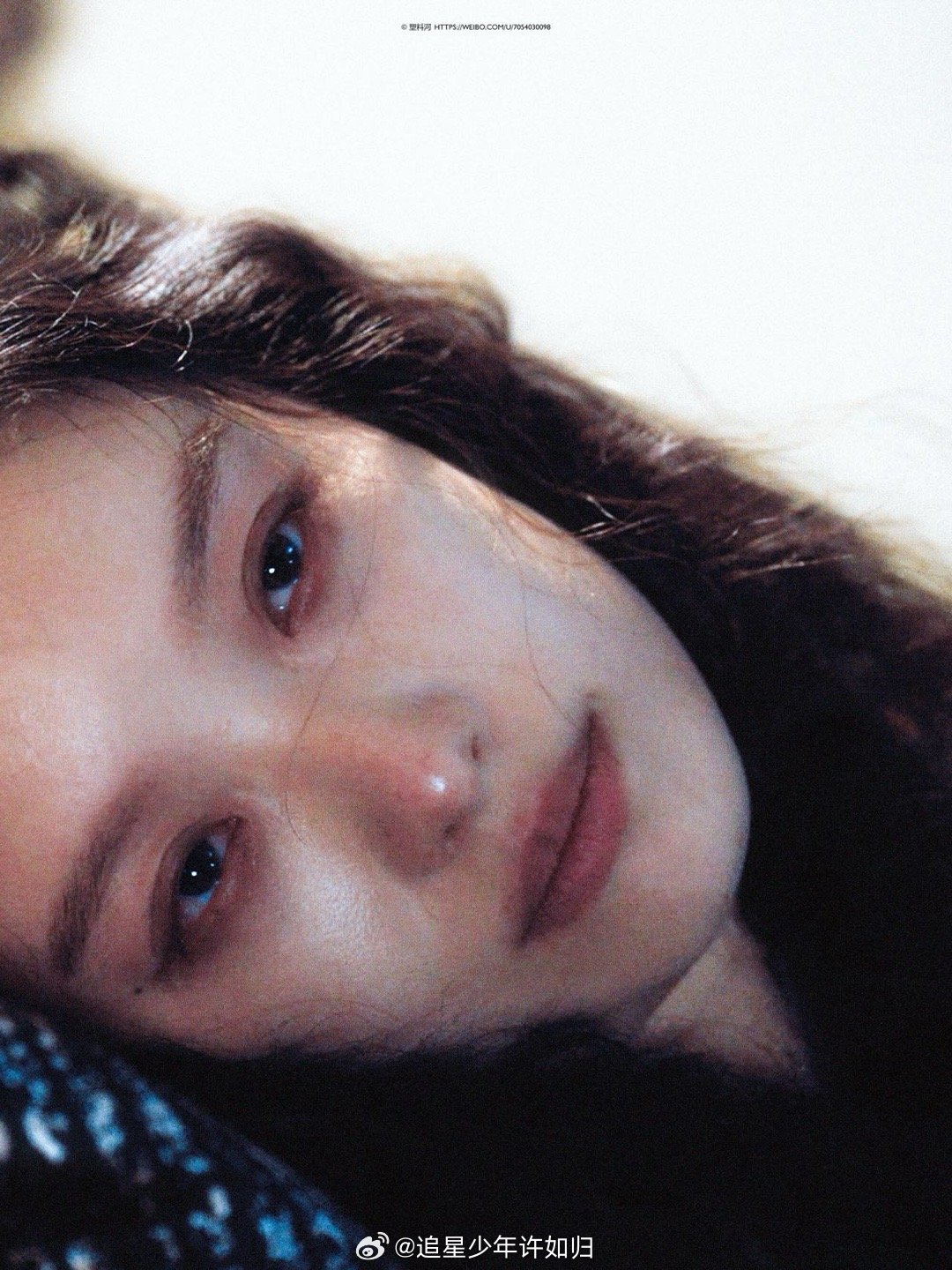 倪妮人生镜头 镜头怼脸的时候，她的眼神就是剧情。不需要看上下文，就那几秒，已经能