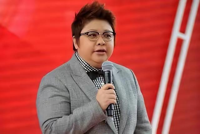 “原来善款全发工资了！”2026年7月韩红基金会2025审计年报公示，大批月捐网
