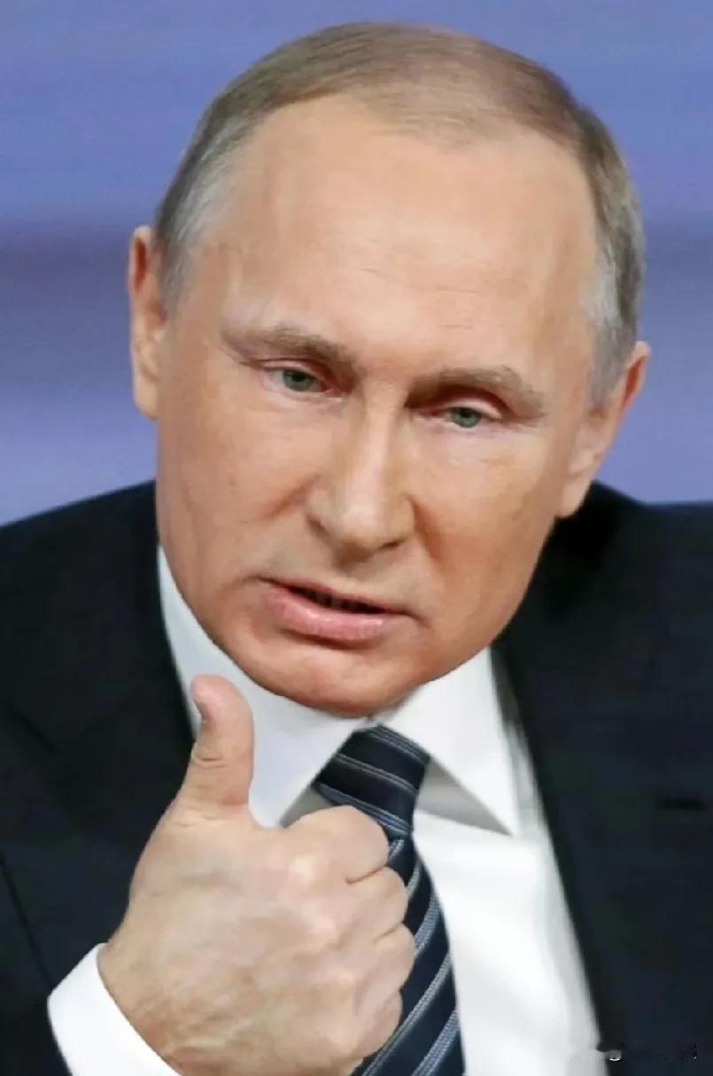 俄罗斯官方宣布，10月31日总统下令为外国记者提供通行便利，包括乌克兰记者在内的