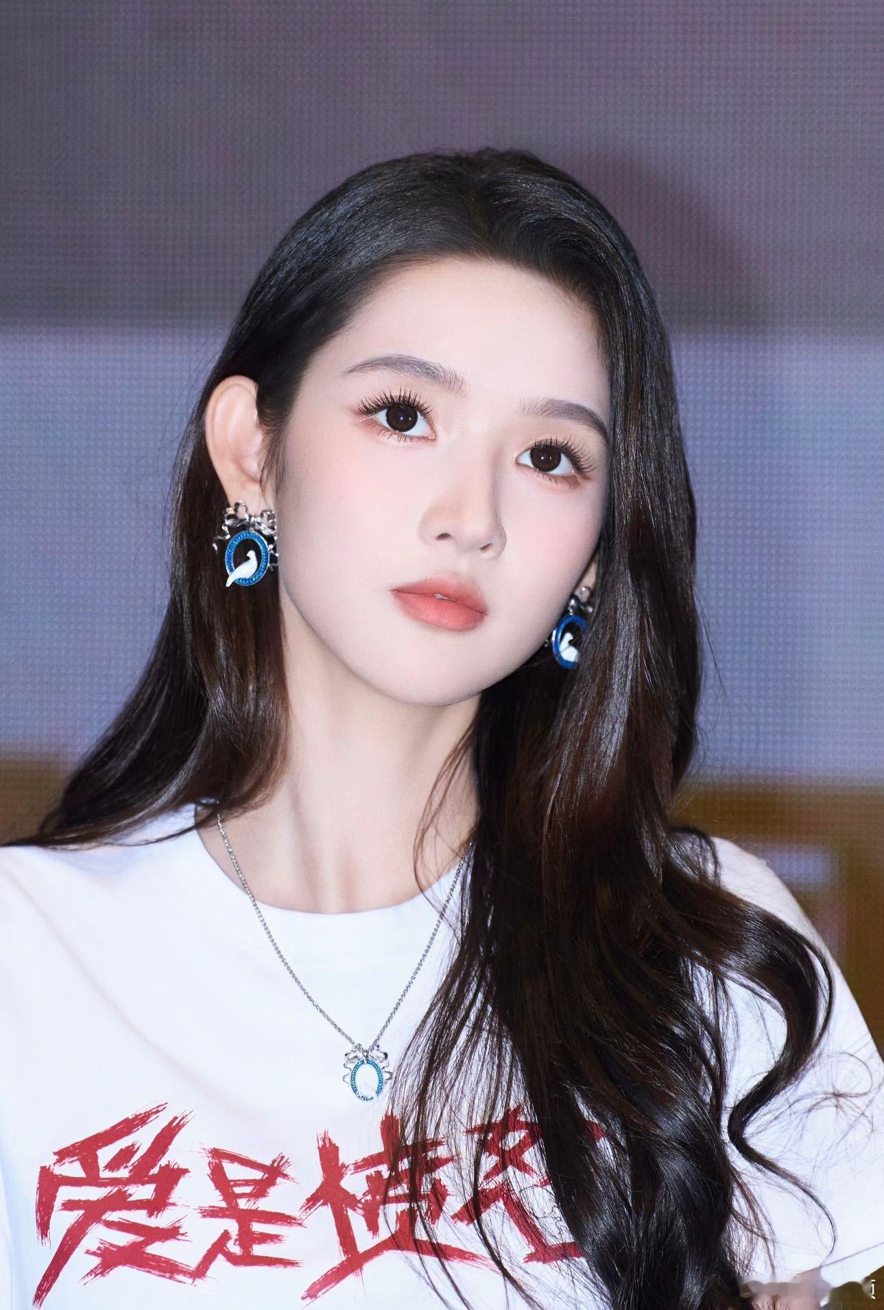 王玉雯好权威的电影脸 情绪层次感极强，从温顺怯懦到勇敢反抗，转变自然真实 