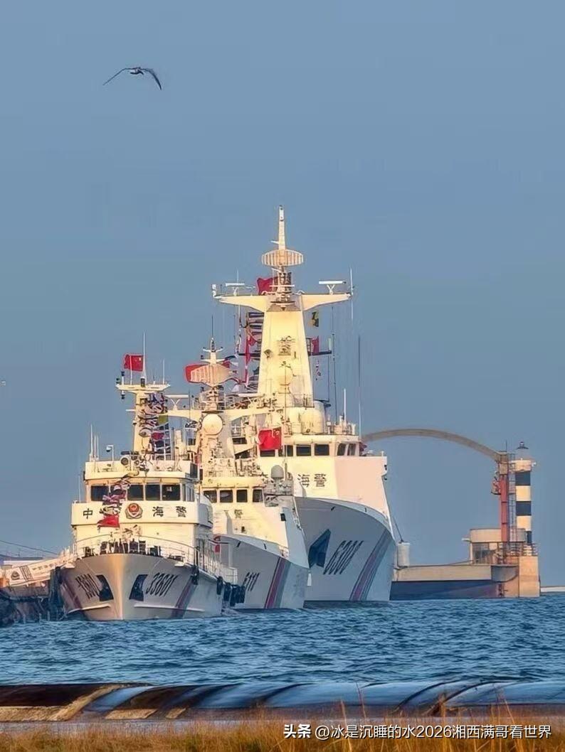 正如中国空军所有的第五代、第六代高性能隐身战斗机都是歼-10改，中国海警的这些船