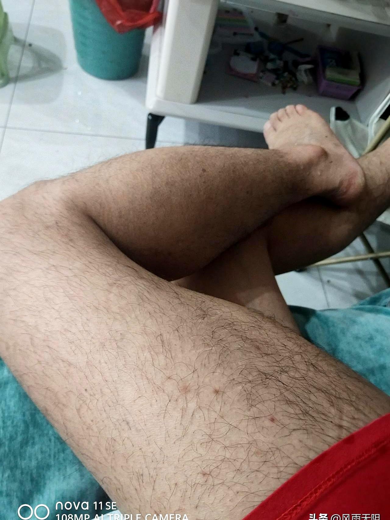 结婚几年才发现，比冷战更磨人的是这种日常？
我家那位每天非得熬到十点后才慢悠悠去