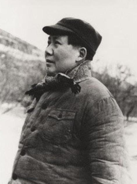 1949 年，新中国刚成立不久，便有几位别有用心的外国客人来了，他们拿出陈年旧约