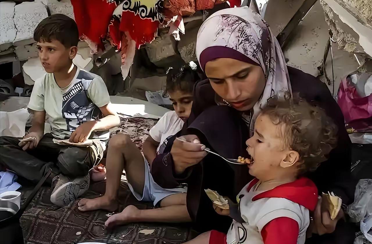 为什么以色列的老百姓不怕打仗？因为现代战争太文明，因为对手太弱！

跟以色列打得