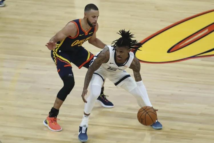 毒奶！？ESPN专家11人中10人力挺勇士赢下附加赛！
NBA西部附加赛勇士对阵