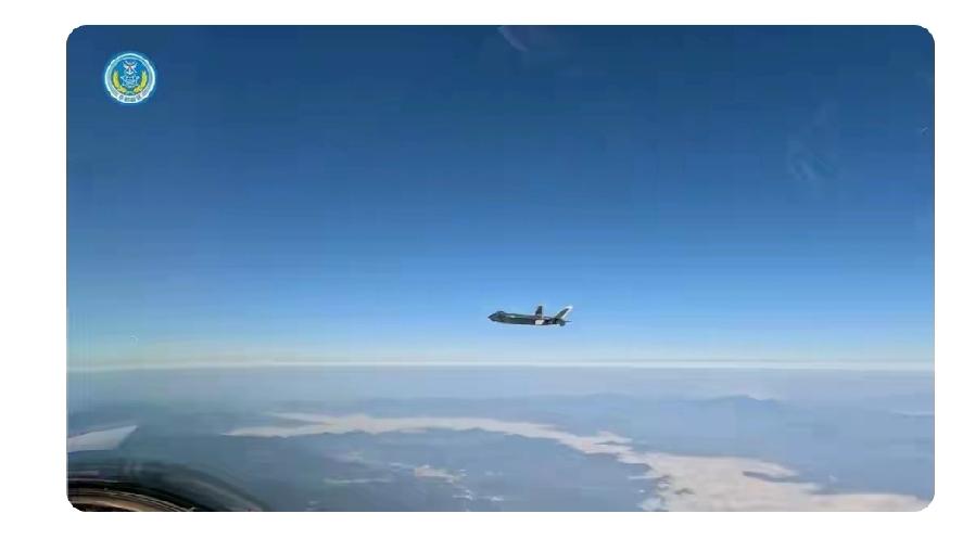 最近外媒对中国歼 - 20关注度拉满。亚洲“Defence Security A