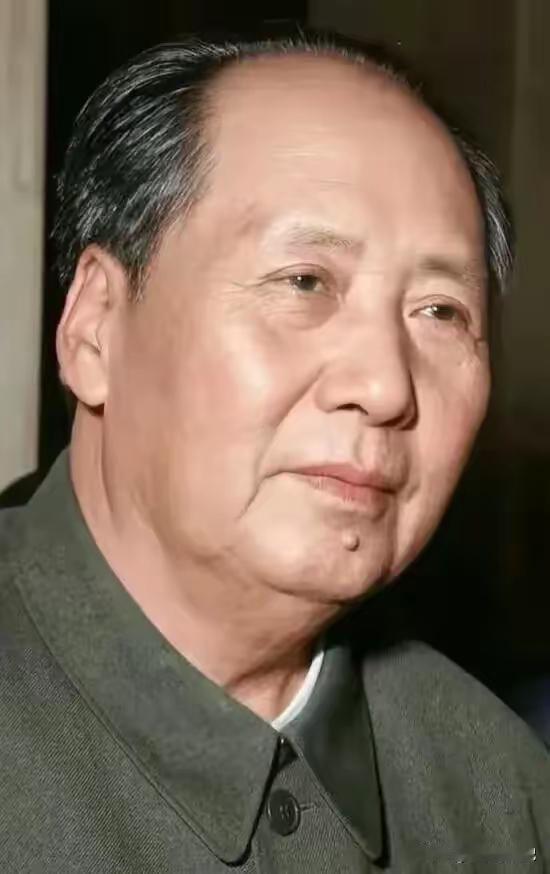 看懂伟人四大过人智慧，大道至简，句句穿透百年
 
很多人读历史、学理论，总觉得高