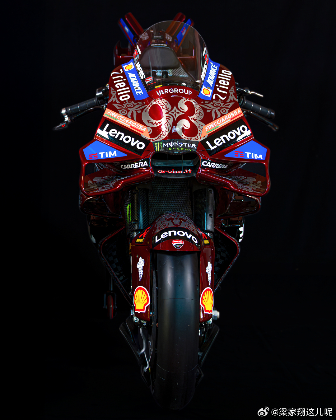 昨天MotoGP是意大利站，我去年去过的米萨诺赛道。这次杜卡迪GP赛车回到主场作