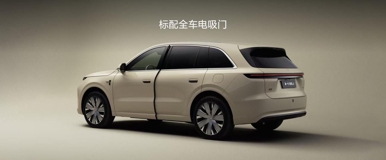 上一代理想L6卖了40万台
很短时间达成这目标，也表明大家很喜欢这款车
新一代理