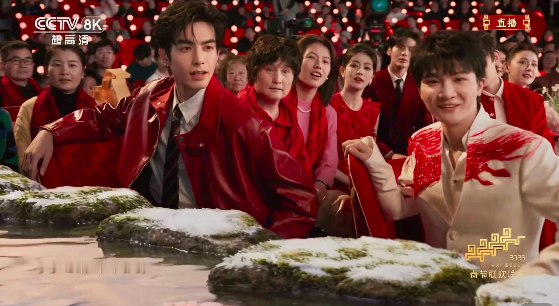 春晚段子大考春晚春晚神级浓颜观众，台下一闪而过的宋威龙是谁的一辈子