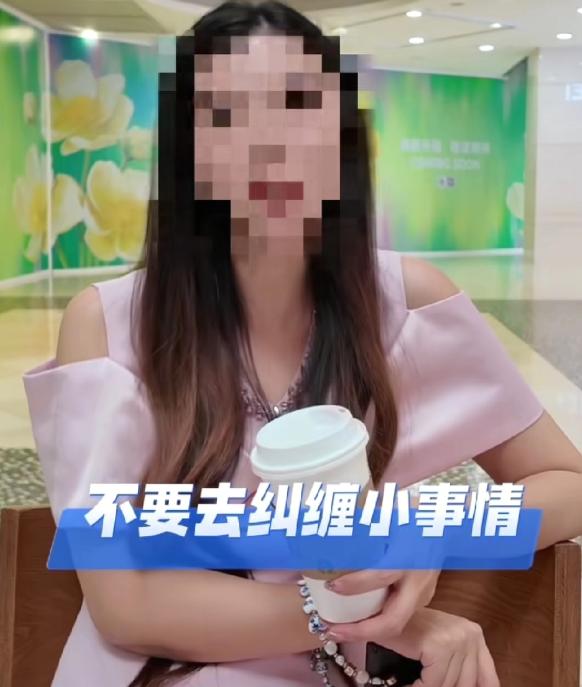 上海女律师语出惊人，反噬来了，被网友猛烈问候后，她的账号已经设私密、禁评论，她所