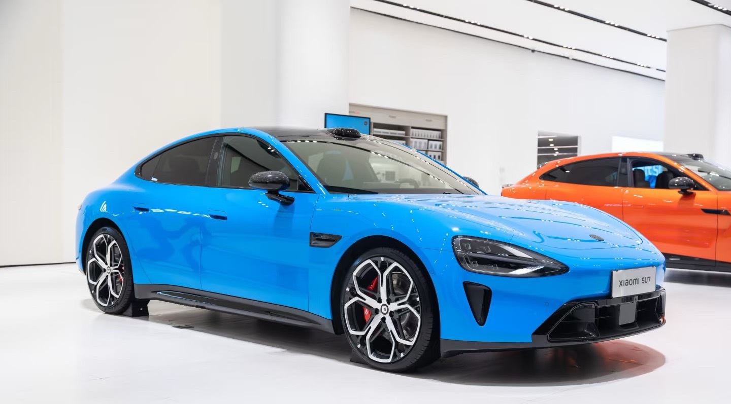 小米公布新一代SU7砂陶米内饰色新SU7砂陶米内饰一出来，其他配色都不香了！高级