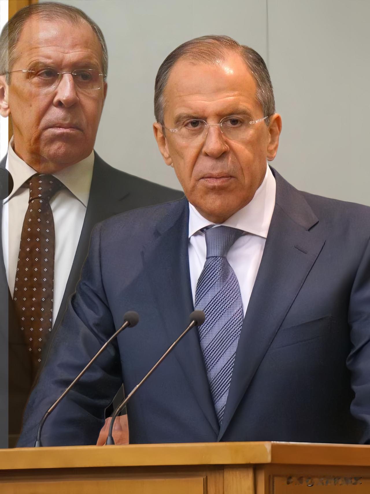 就在刚刚

俄外长拉夫罗夫突然宣布了！

11月25日在莫斯科发表讲话时，呼吁美