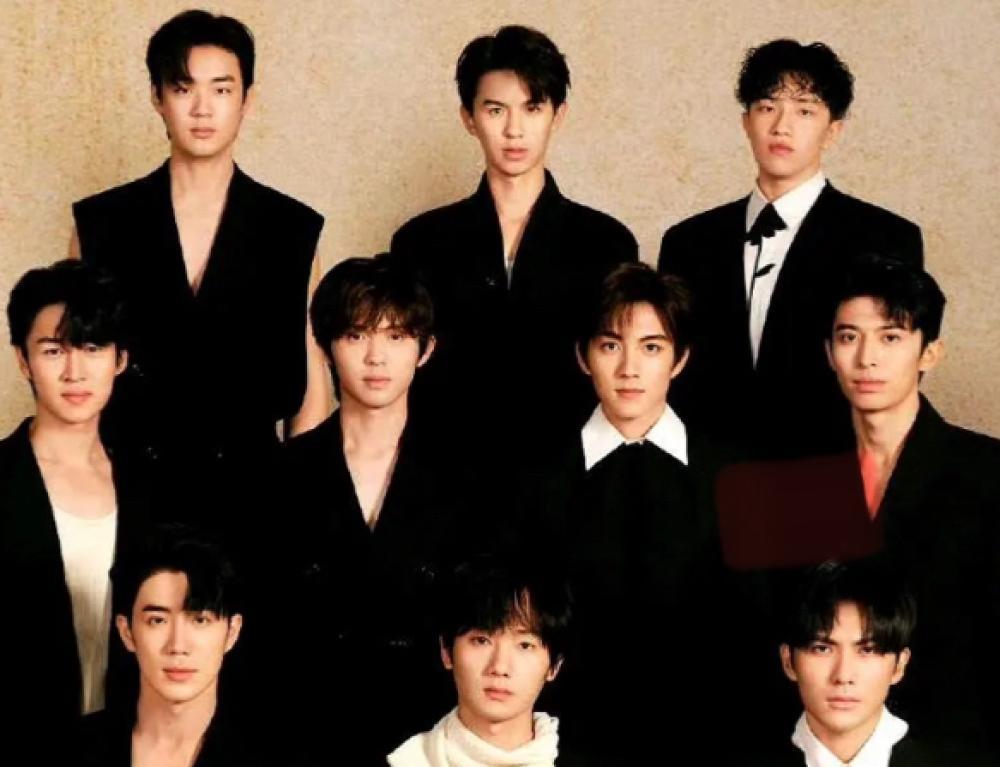 作为路人很好奇十个勤天是怎么吸了百万活粉的，内娱现役顶流和曾经的顶流在巅峰时期都