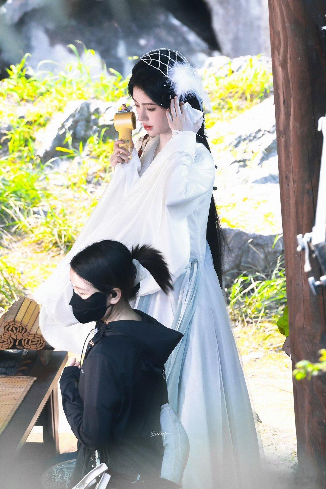 jjy鞠婧祎苏绿夏jjy鞠婧祎万花世界🦋·奔赴热爱之旅 奔向热爱所人
