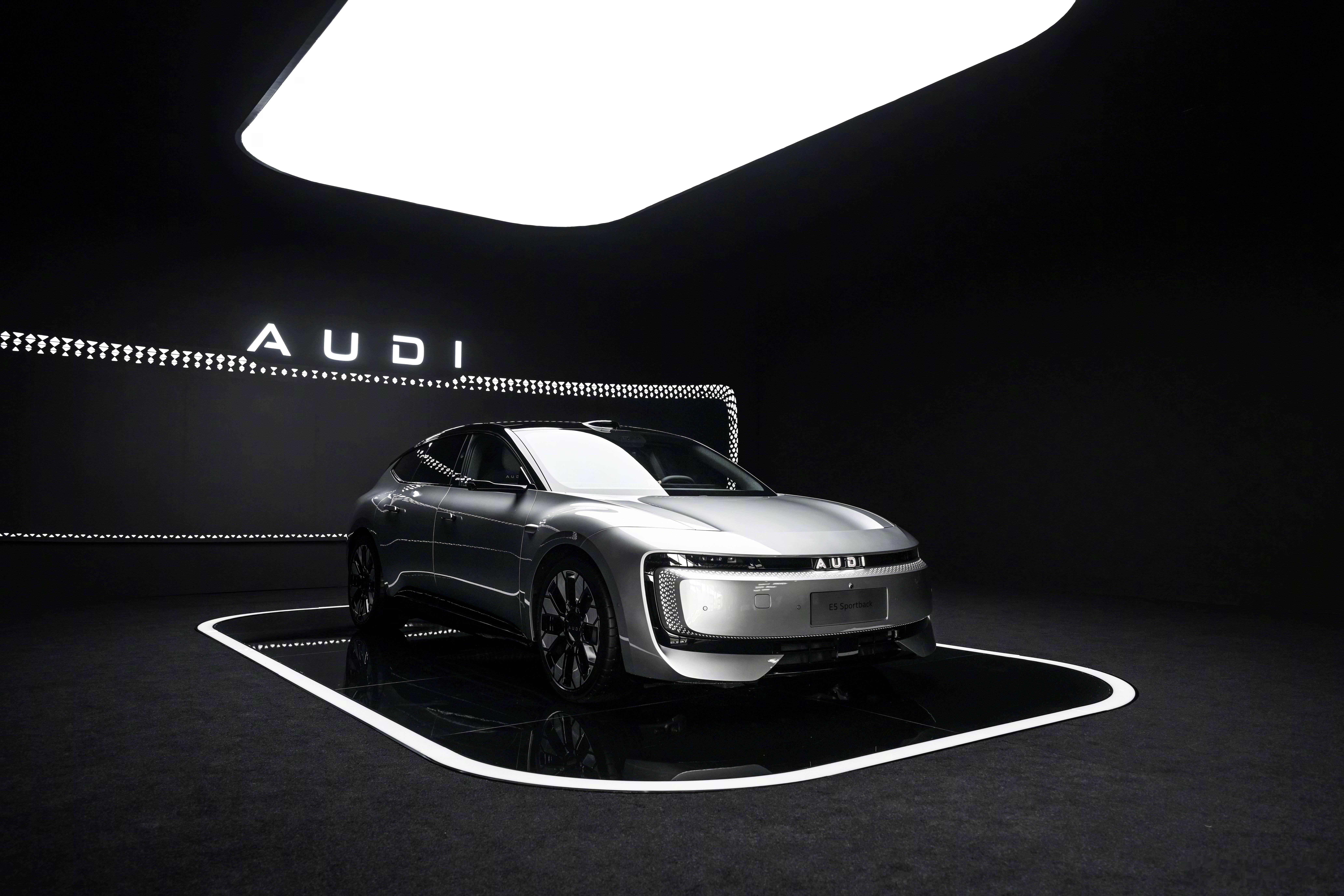 第一台带quattro的智能电动车 纯电的quattro，来自audi你只管踩油