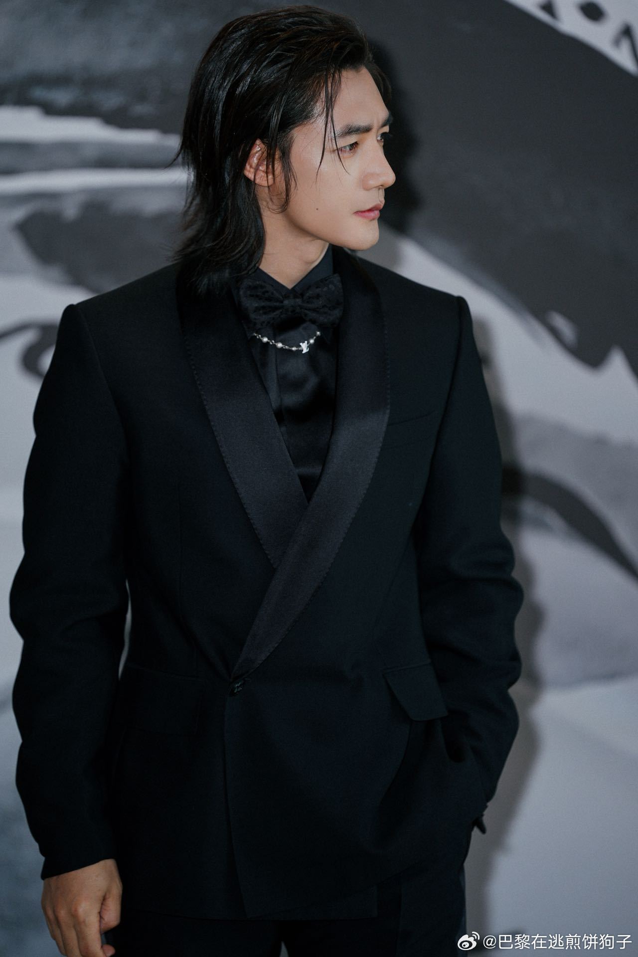 此沙一天打两份工此沙内娱贵公子上新 从“花花女子”的戏中人到CMG红毯的焦点，这