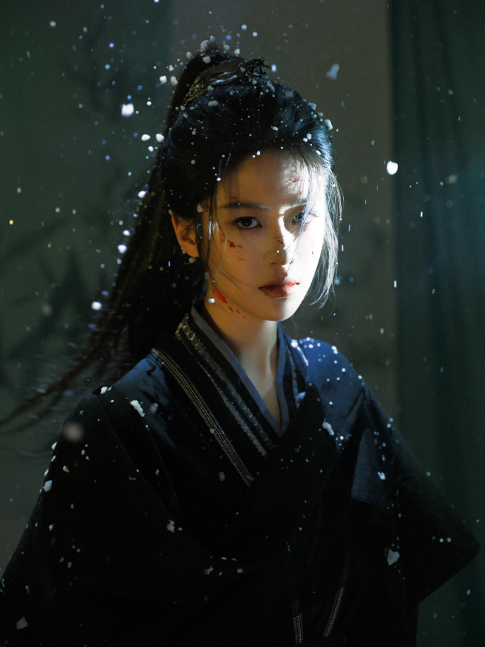 神捕营捕快，钟雪漫 [作揖]  ​ ​​​