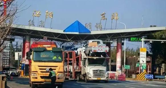 21车冻货跨省偏航被查扣，竟然如此鱼肉货主，这个事情简直太恶劣，太没有底线了。