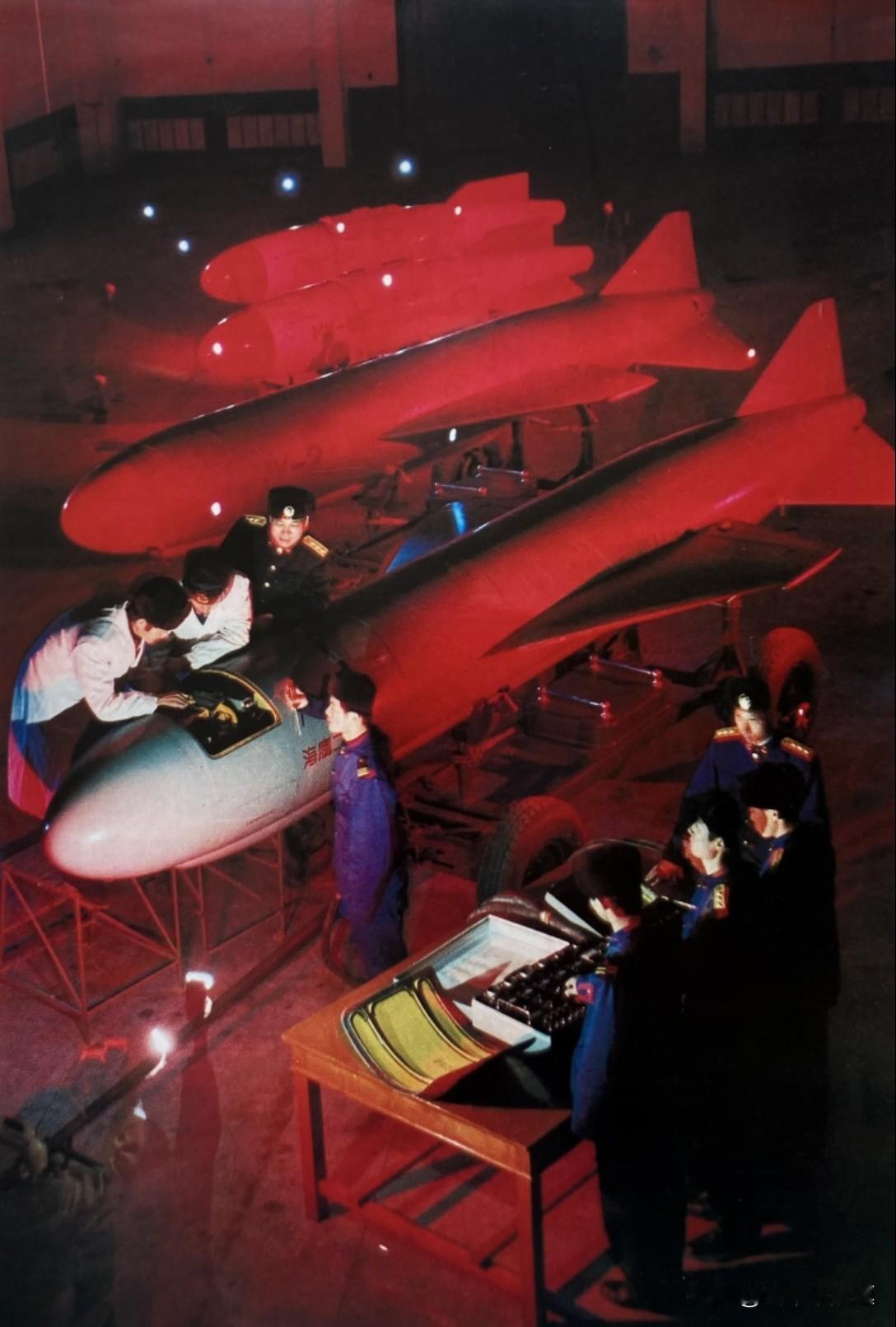 “海鹰”系列是中国在20世纪60至80年代研制的反舰导弹家族，是中国海防力量的重