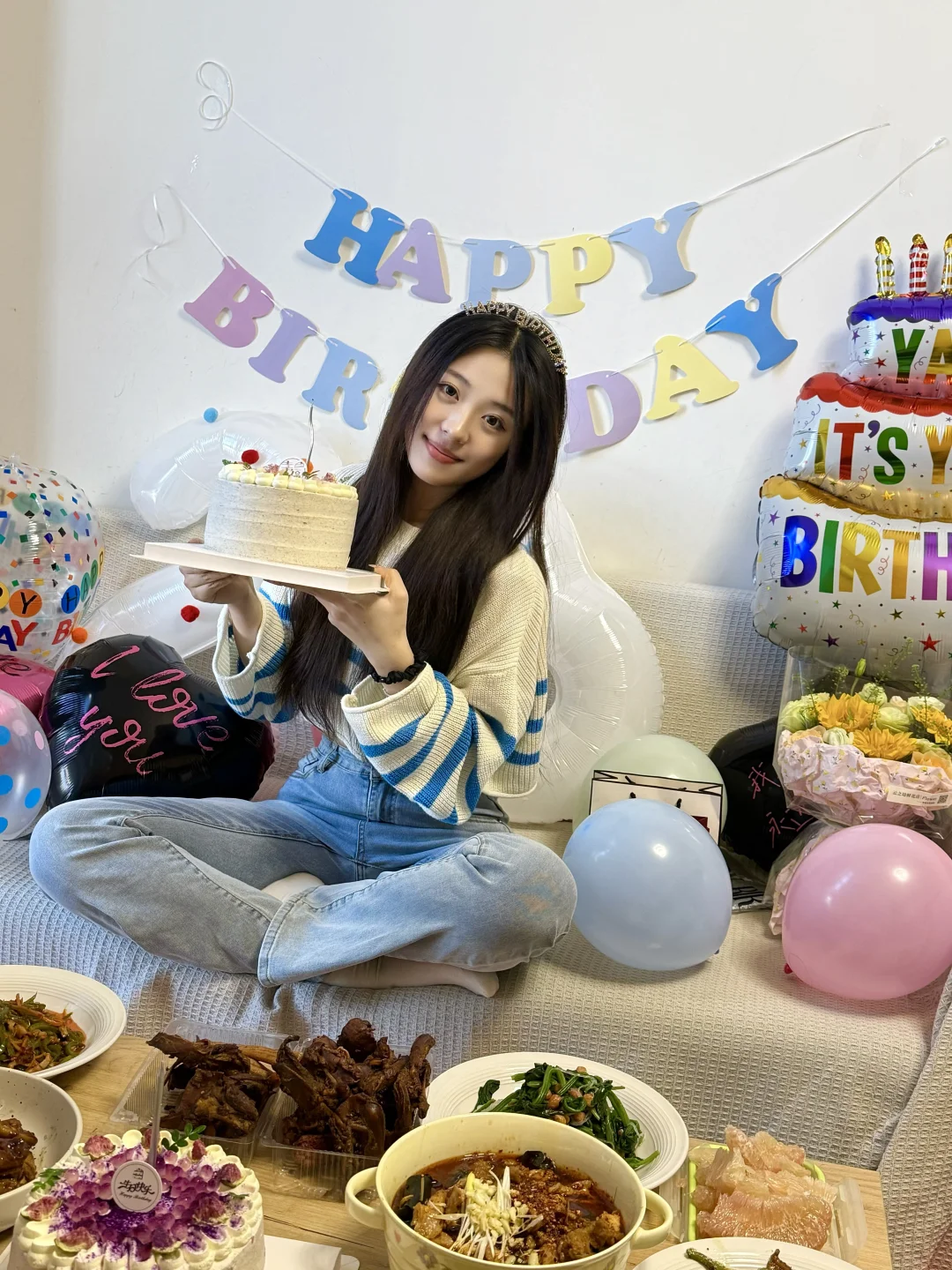 让我们一起祝这个人生日快乐！