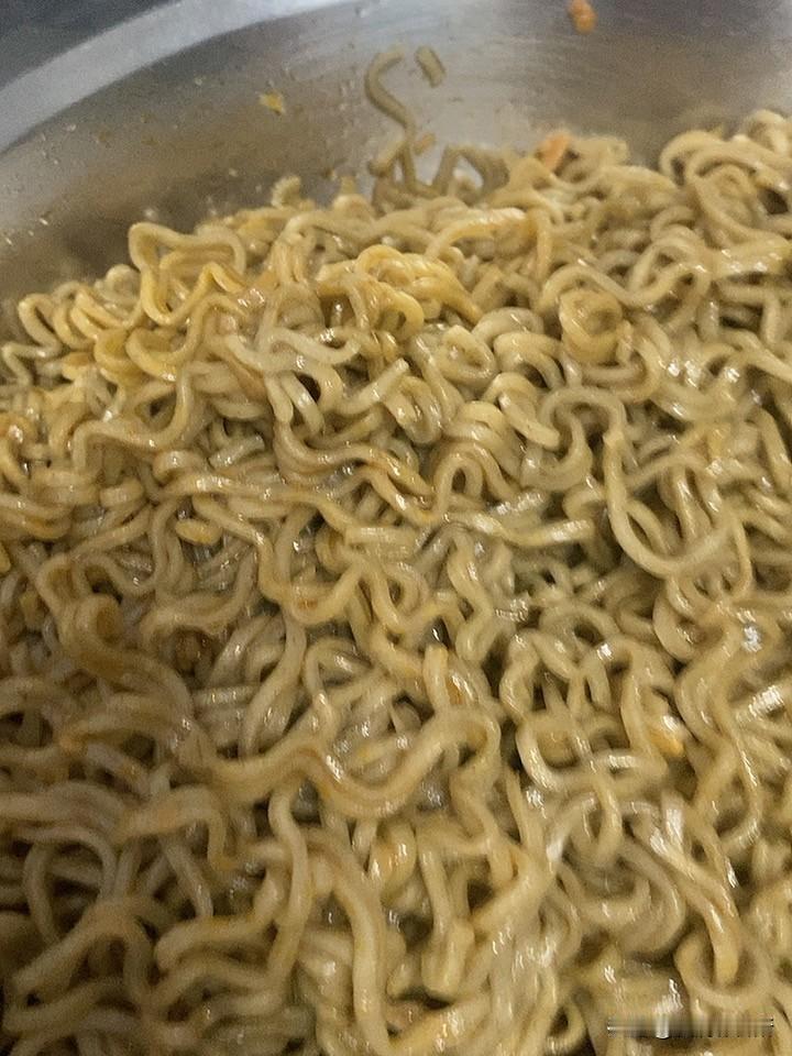 生命的尊严和生活的压力哪个重要?生命的尊严和生活的压力哪个重要？重要的是没钱？还